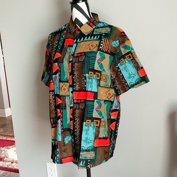 Men's Hawaiian Shirt - Picture 4 of 6